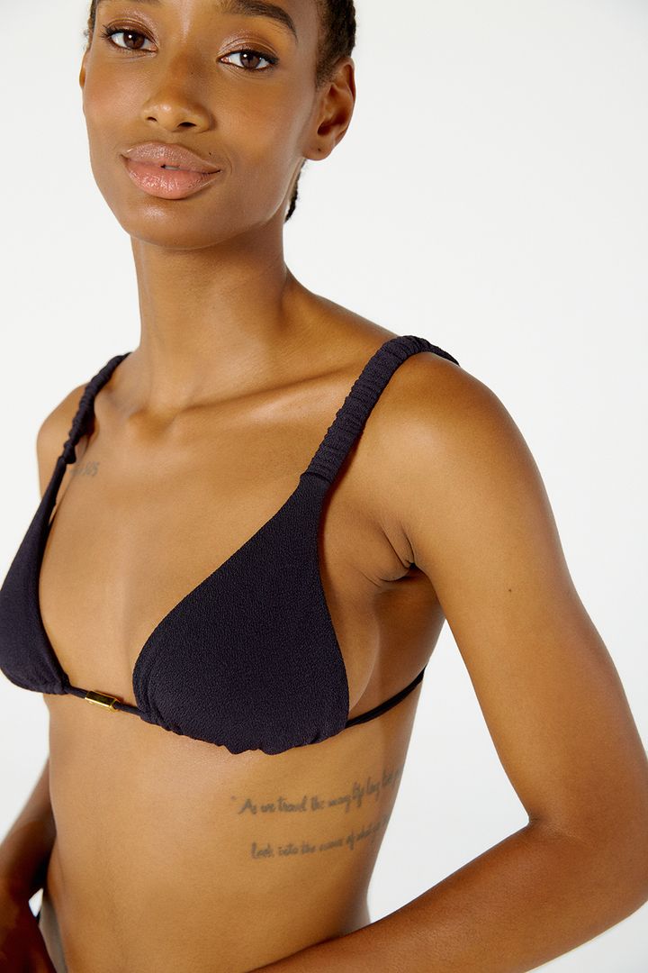 PR111832_002_1-TOP-MALIBU-CRISPY-PRETO